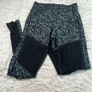Lululemon Hot To Street Pant Biggie Brushed Animal Coal Black / Black